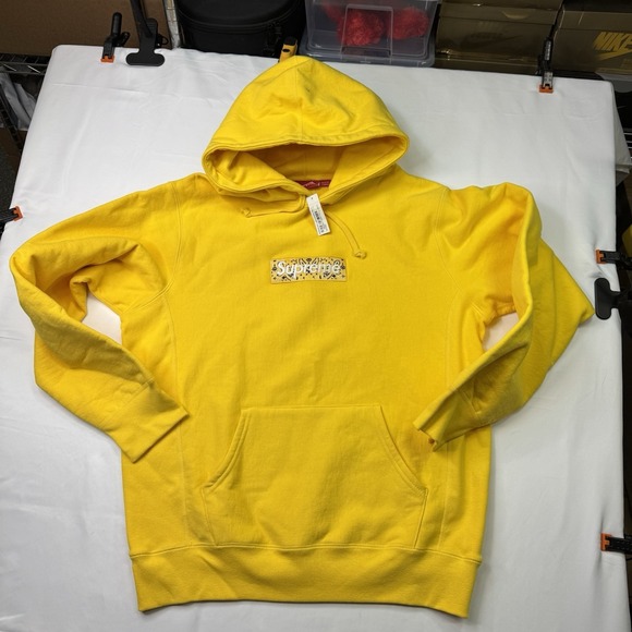 Supreme Bandana Box Logo Hooded Sweater Yellow Size Large SS19 New With Tag FW19